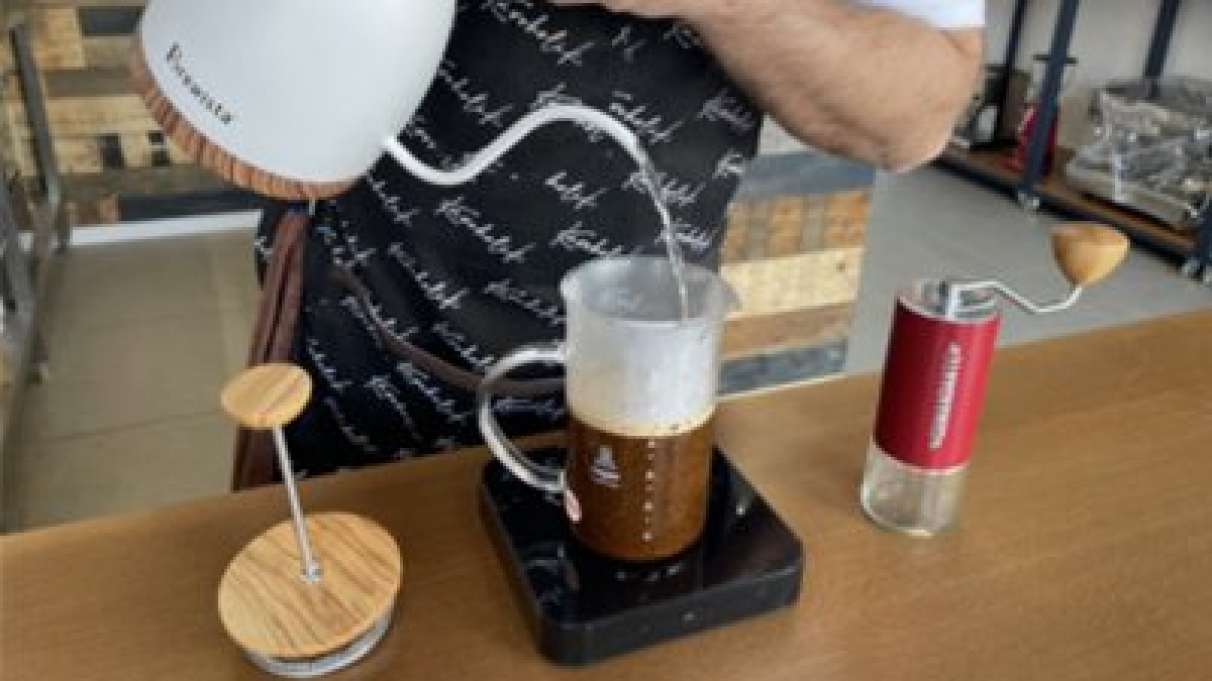 Príprava kávy cez French Press